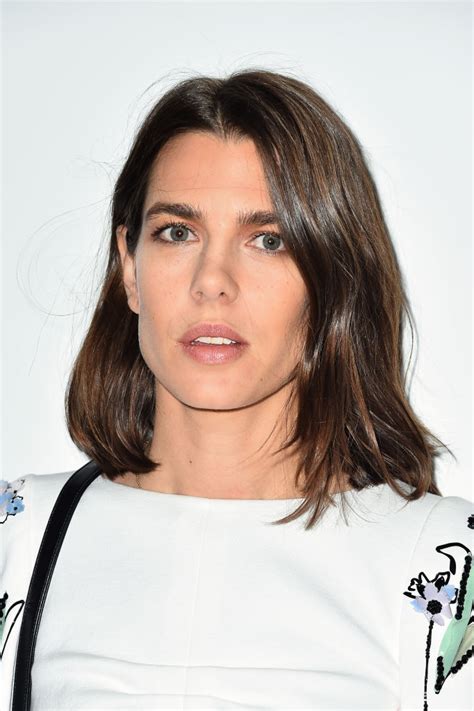 Il nuovo taglio caschetto di Charlotte Casiraghi è riciclato.